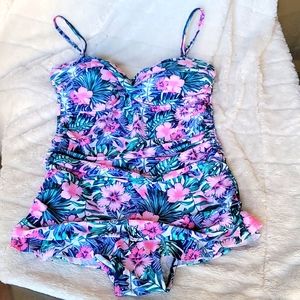 Size 12 shore shapes swimwear